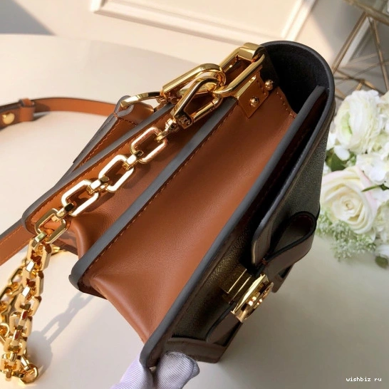 WIS Vuitton Spring Show） Dauphine Louis Mini（2019 1114